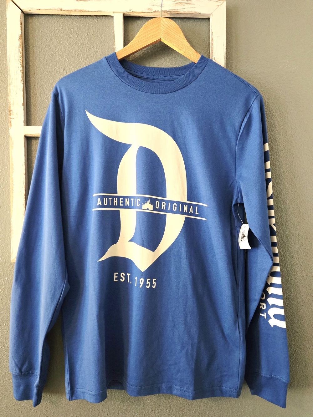 NWT | Disneyland Resort Authentic Original Long Sleeve Shirt - Small
